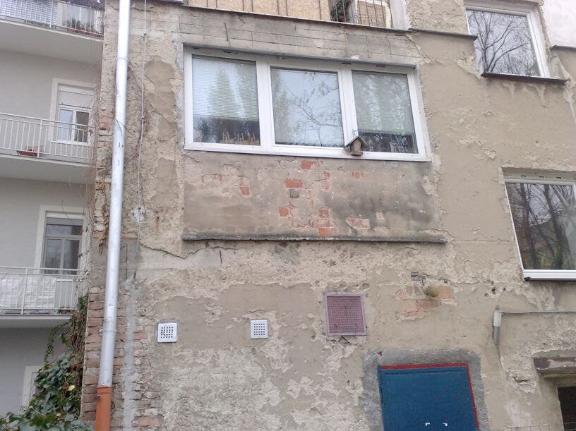 Bytový dom na Špitálskej ulici pred obnovou