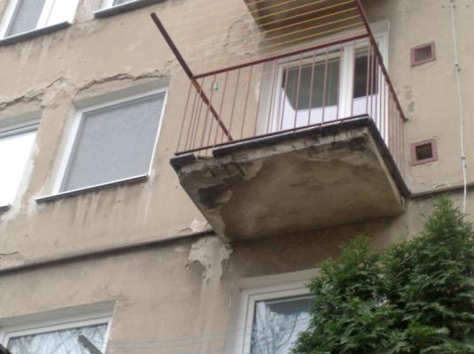 Bytový dom na Špitálskej ulici pred obnovou